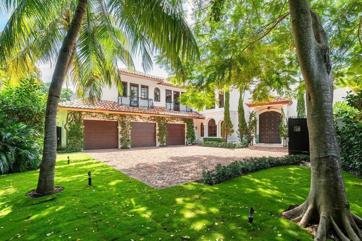 Attached, Backyard, Exterior, Facade, Mediterranean