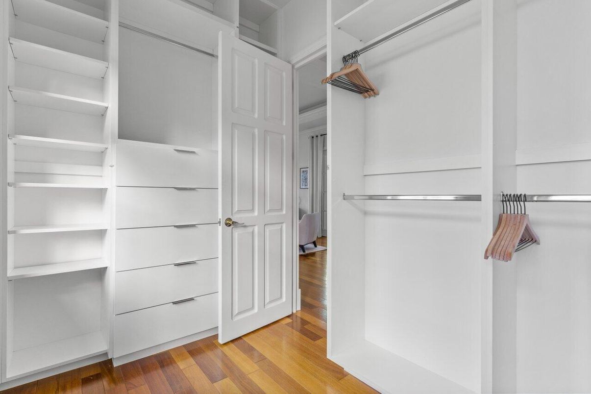 Interior, Walk-in Closets, Wood Texture Flooring