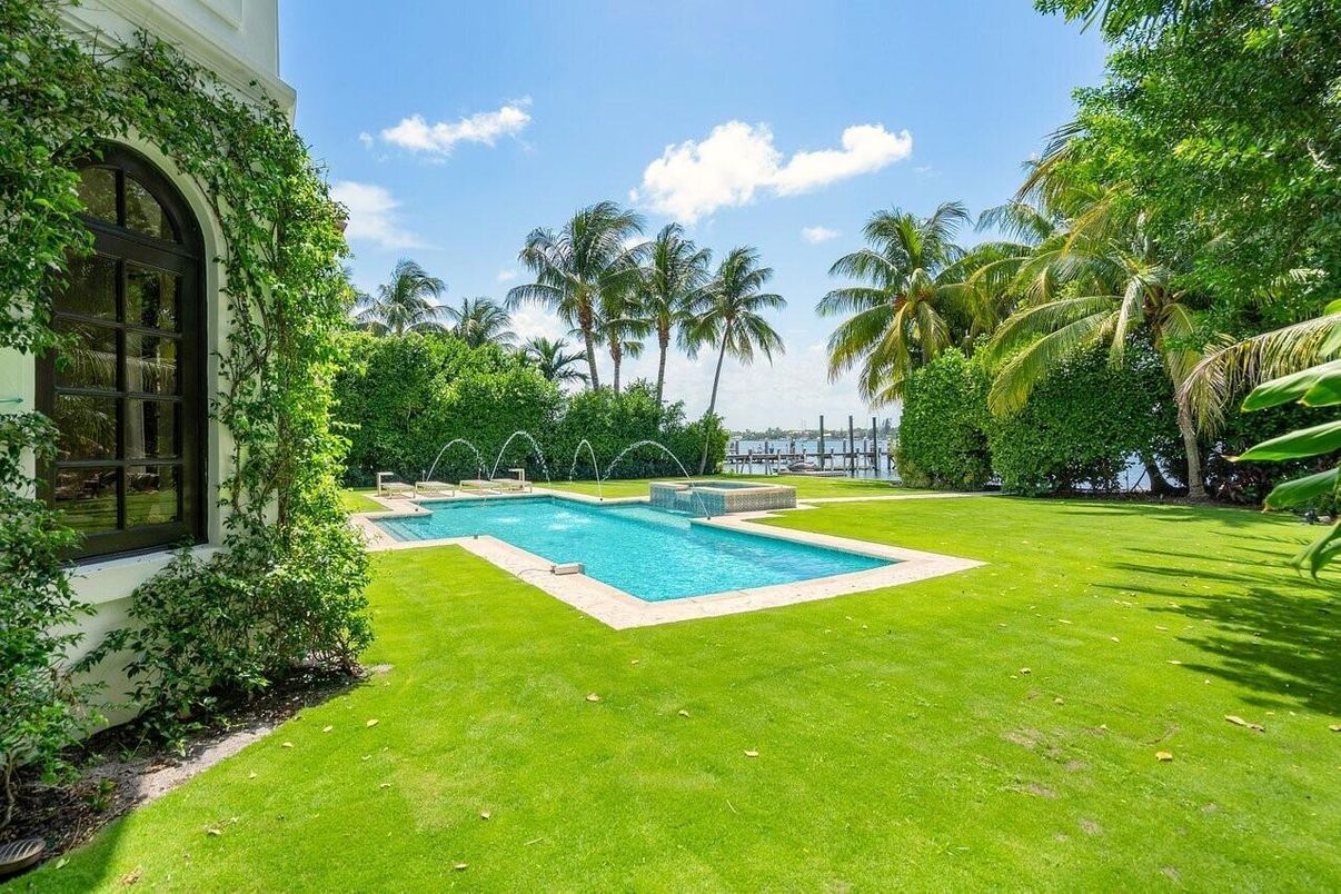 Backyard, Exterior, Pool