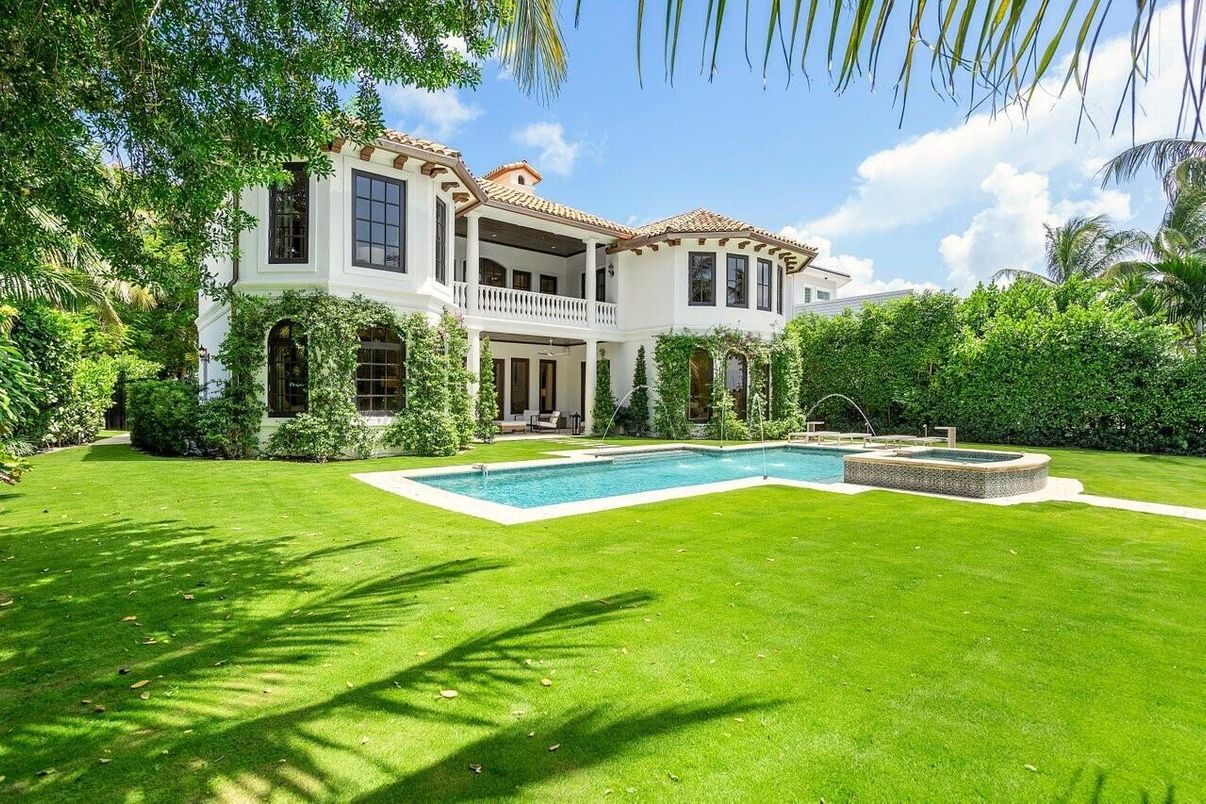 Backyard, Exterior, Pool