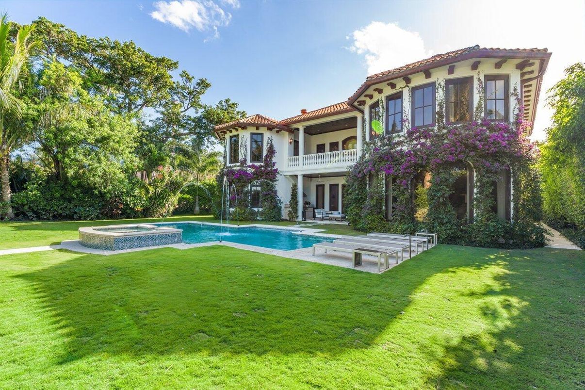 Backyard, Exterior, Pool