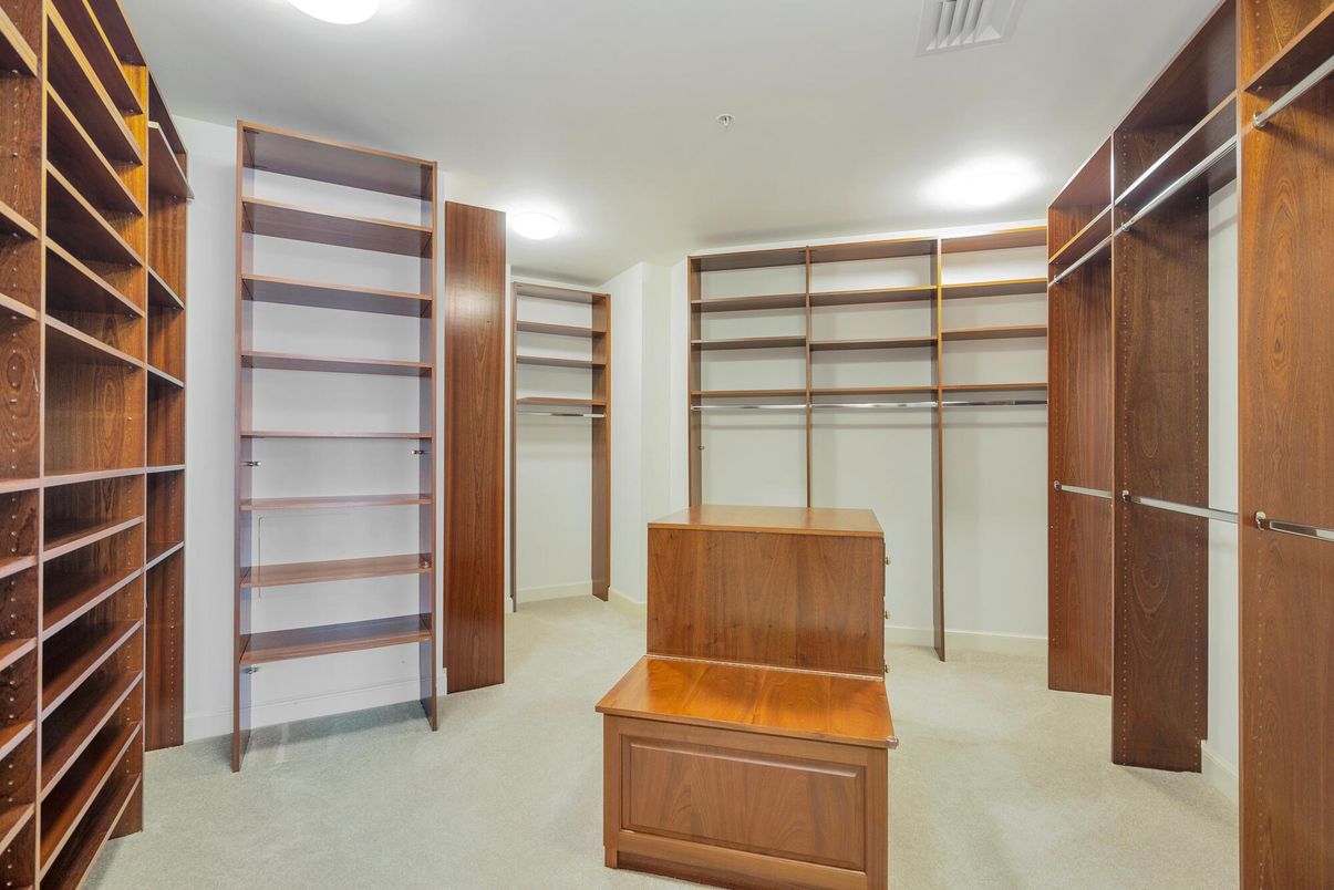Interior, Recessed Lighting, Walk-in Closets