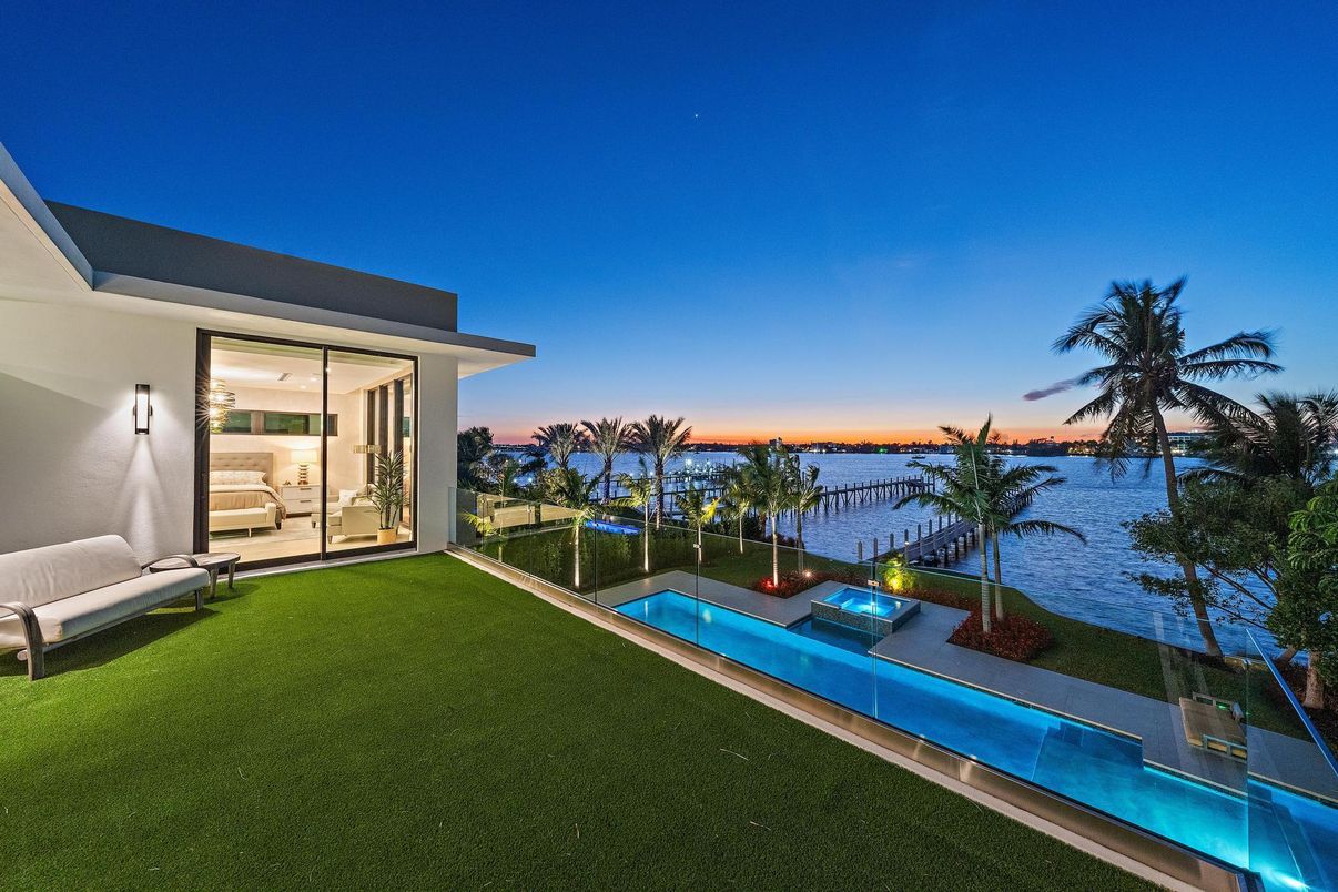 Water, Exterior, Pool, Other