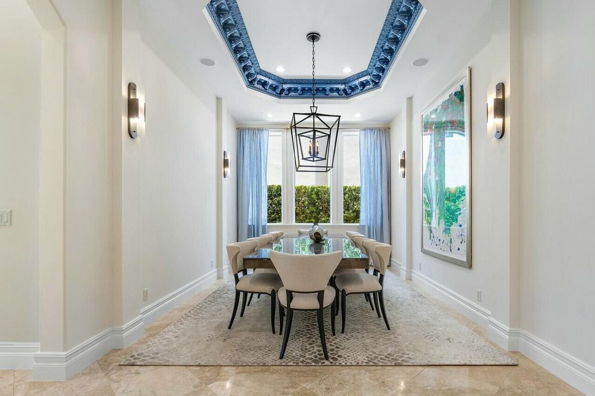 Dining room, Interior, Pendant Lights, Recessed Lighting