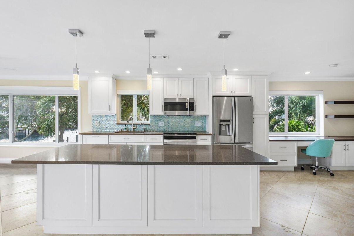 Interior, Kitchen, Pendant Lights, Recessed Lighting, Stainless Steel Appliances