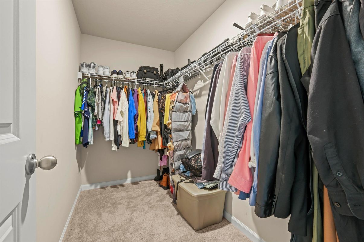 Interior, Walk-in Closets