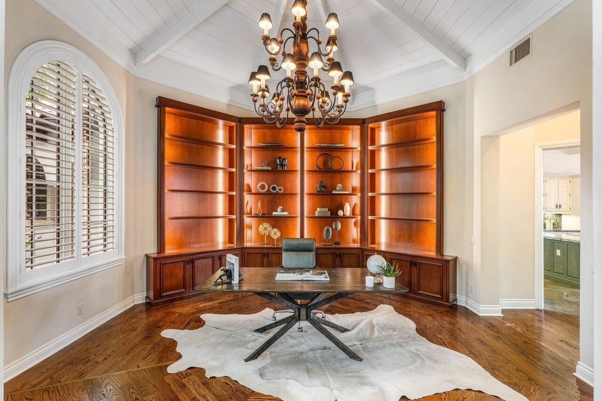 Chandelier, Home Office, Interior, Wood Texture Flooring