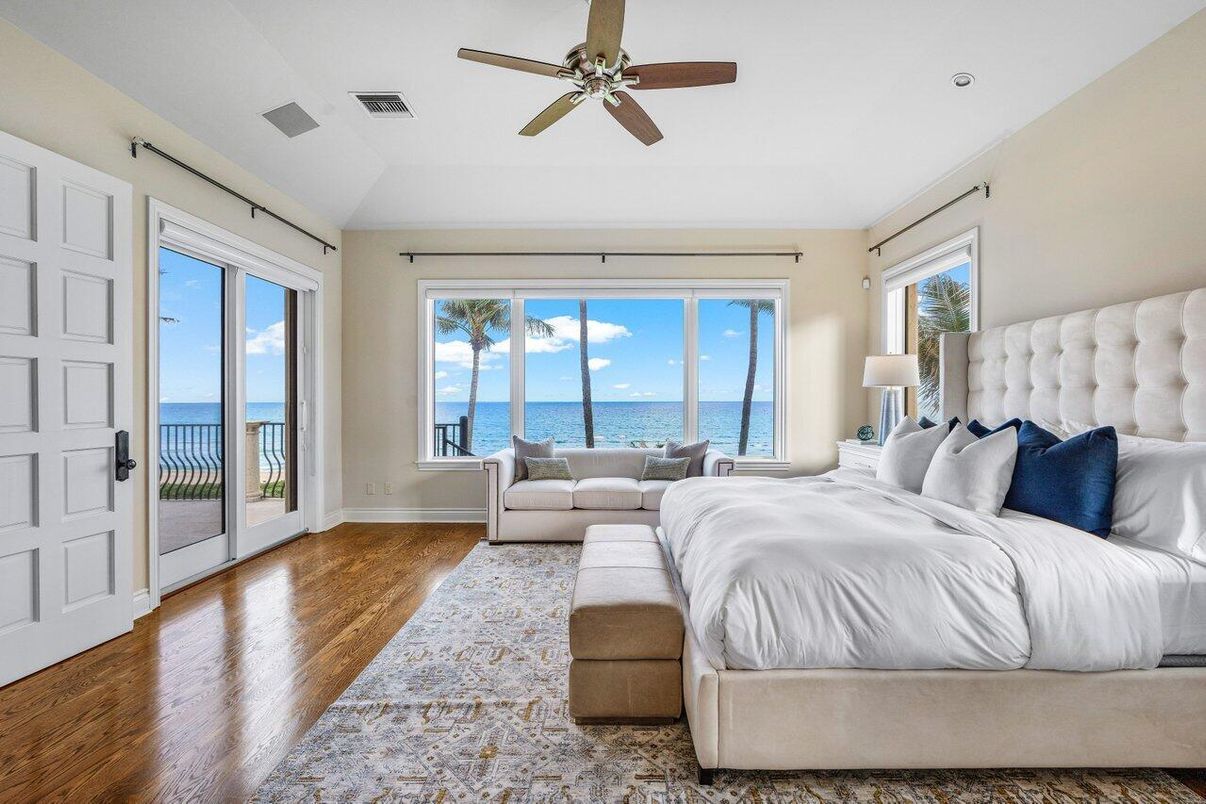 Bedroom, Interior, Water, Wood Texture Flooring