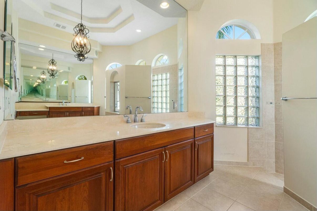 Bathroom, Chandelier, Dual Sink Vanities, Interior, Pendant Lights, Recessed Lighting