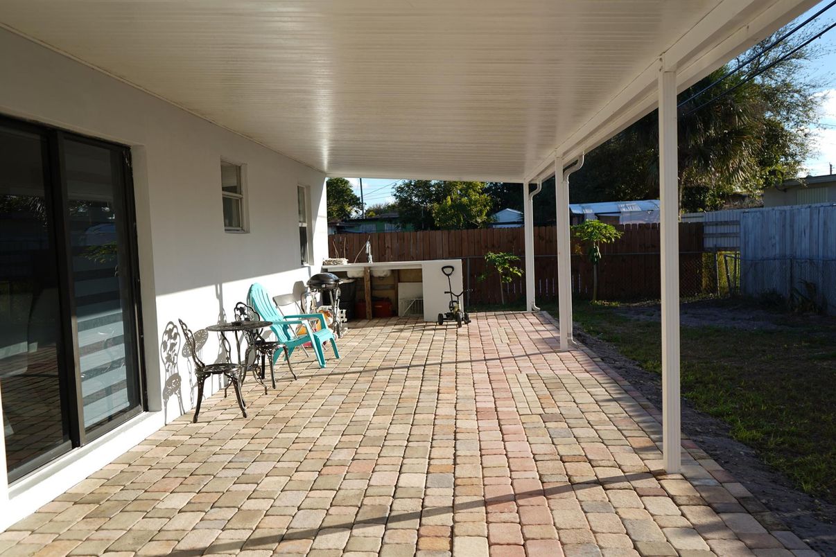 Backyard, Exterior