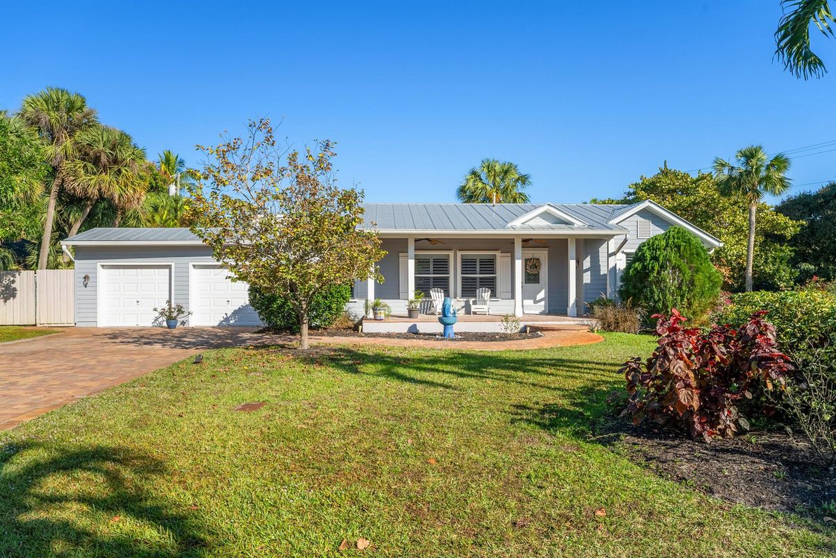 Attached, Backyard, Exterior, Facade, Ranch