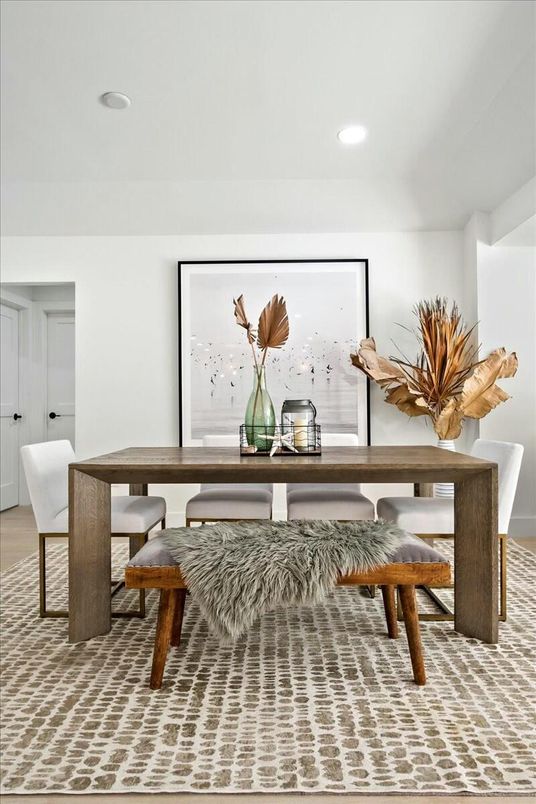 Dining room, Interior, Recessed Lighting