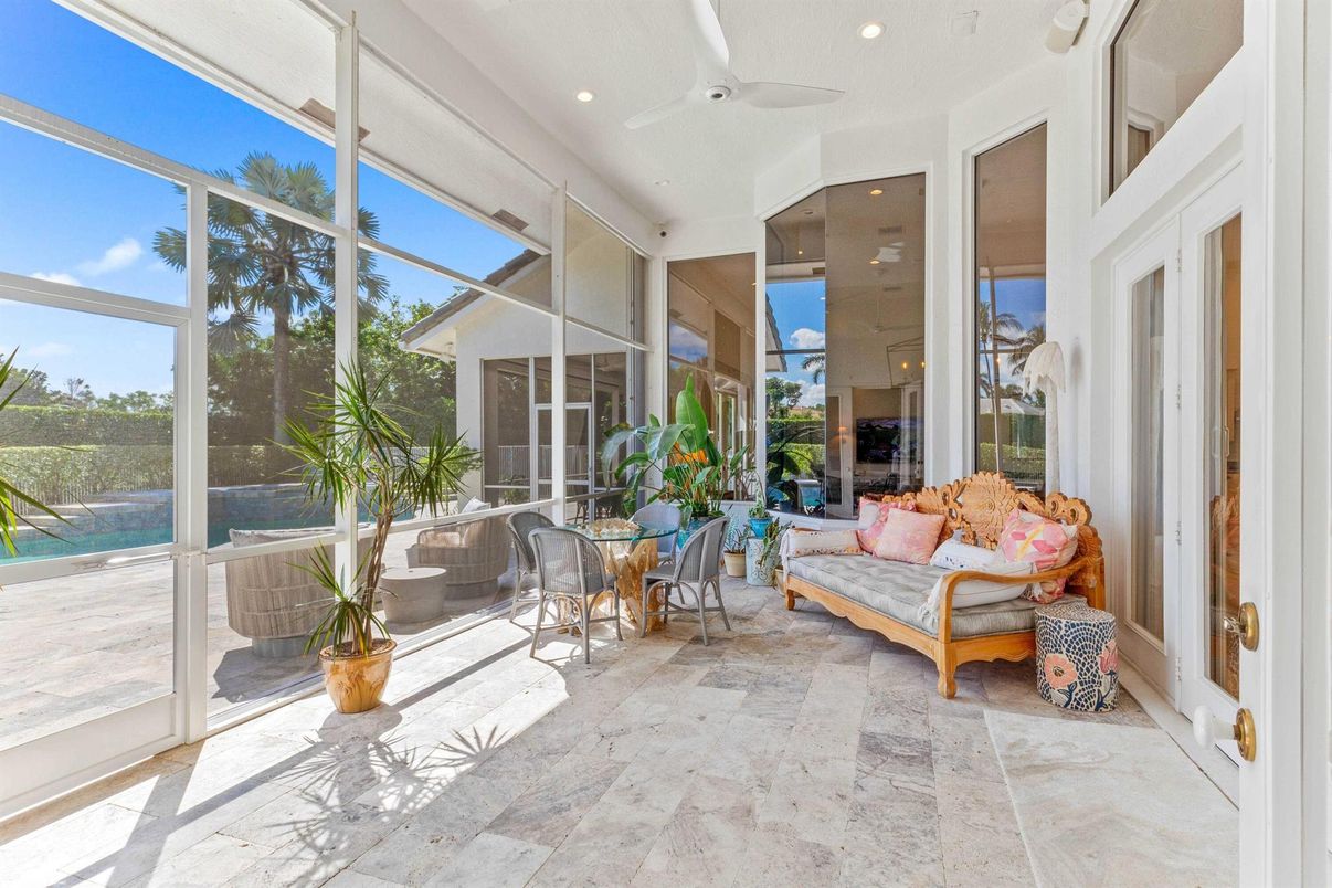 Interior, Recessed Lighting, Sun Room