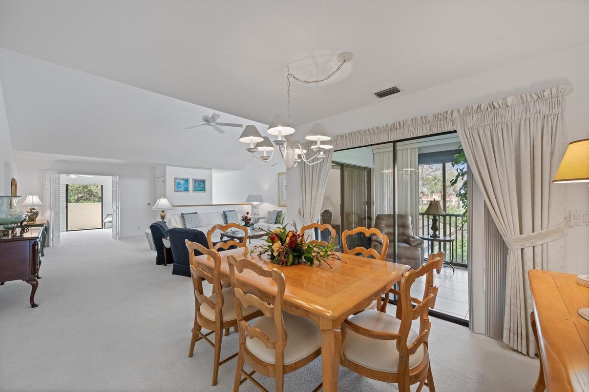 Chandelier, Dining room, Interior