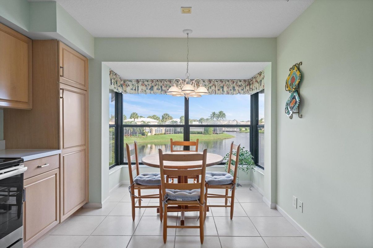 Dining room, Interior, Pendant Lights, Water