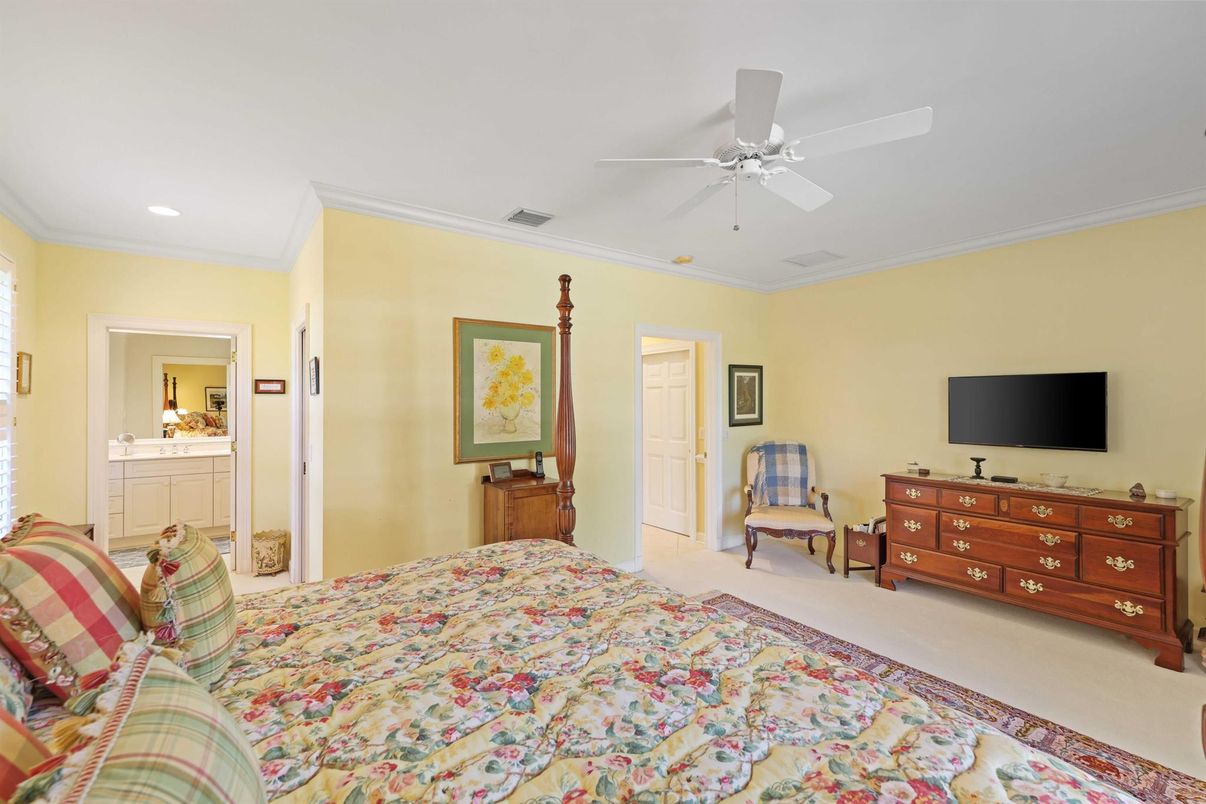 Bedroom, Interior, Recessed Lighting