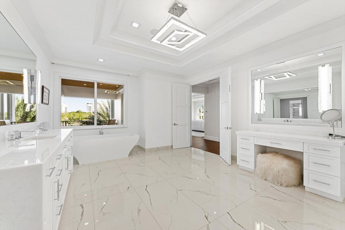 Bathroom, Dual Sink Vanities, Free Standing Baths, Interior, Marble, Recessed Lighting