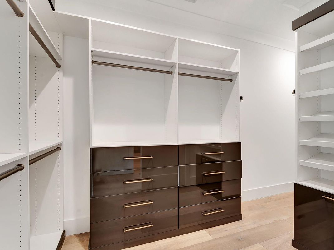 Interior, Walk-in Closets, Wood Texture Flooring