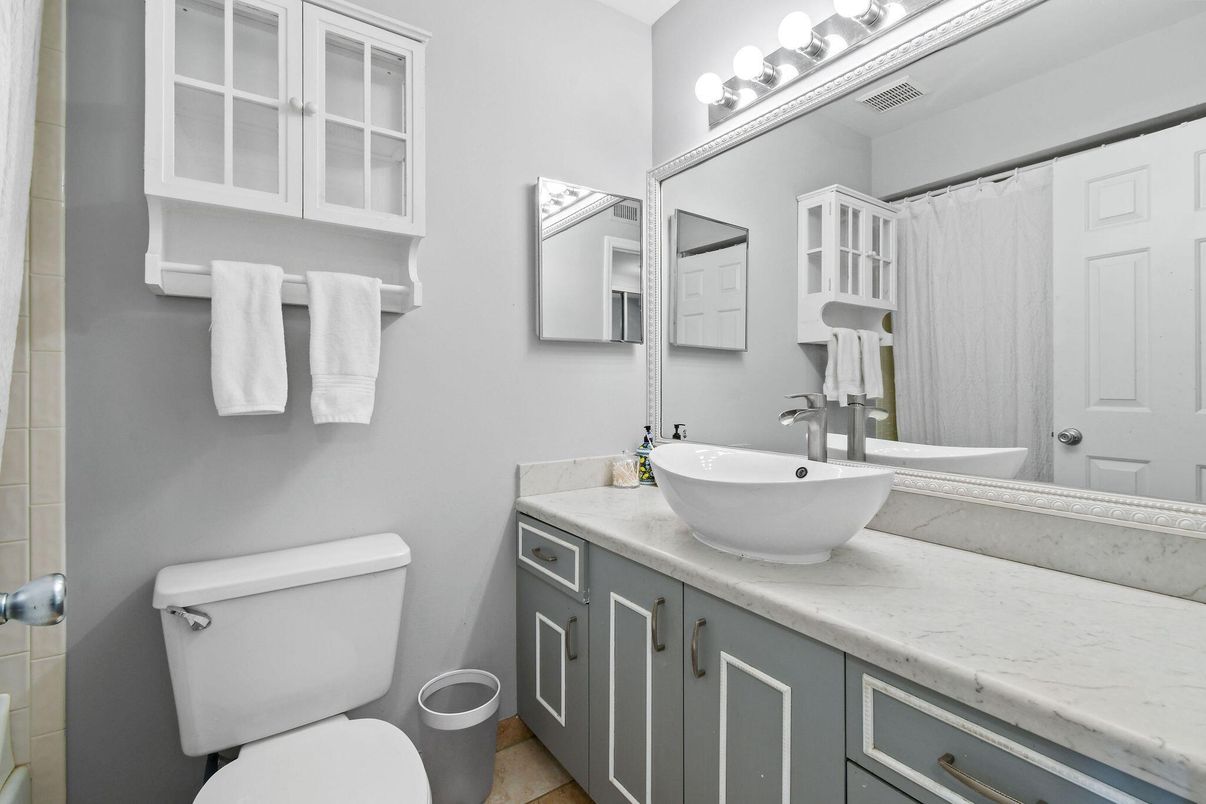 Bathroom, Interior