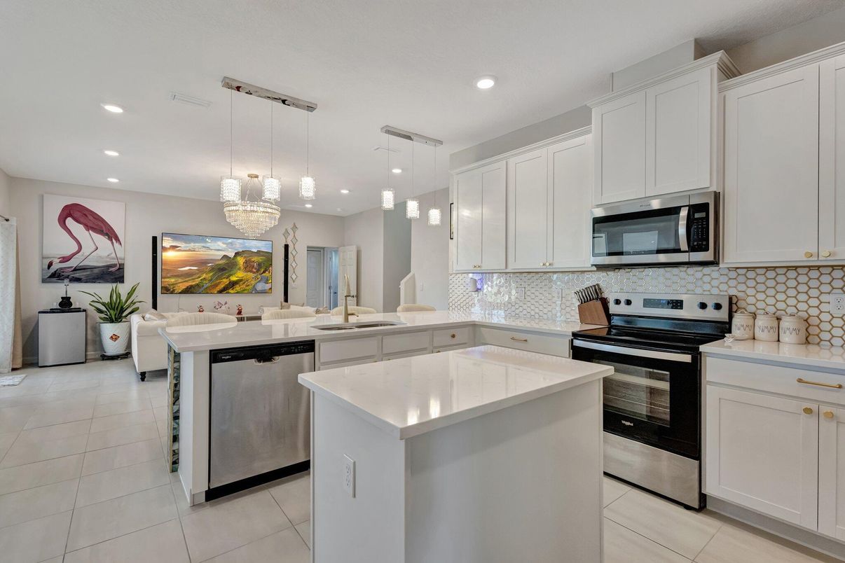 Interior, Kitchen, Pendant Lights, Recessed Lighting, Stainless Steel Appliances