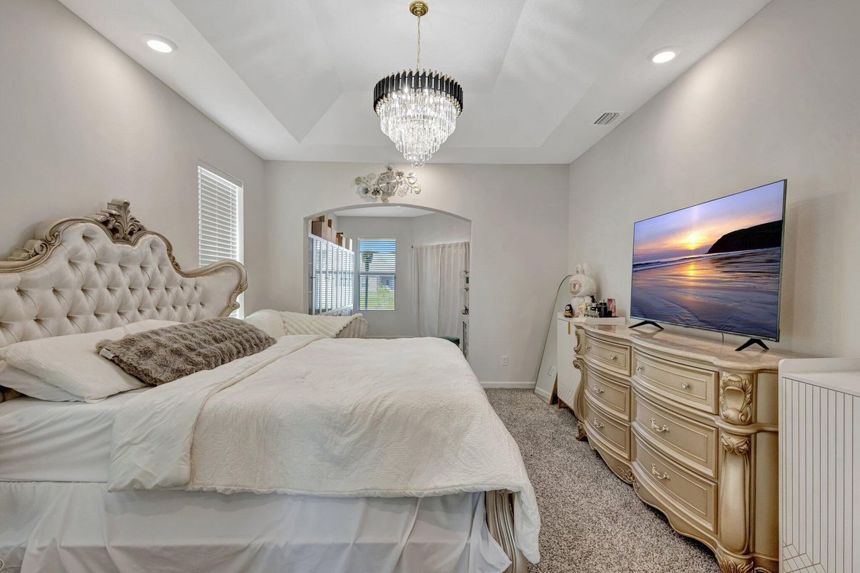 Bedroom, Chandelier, Interior, Recessed Lighting