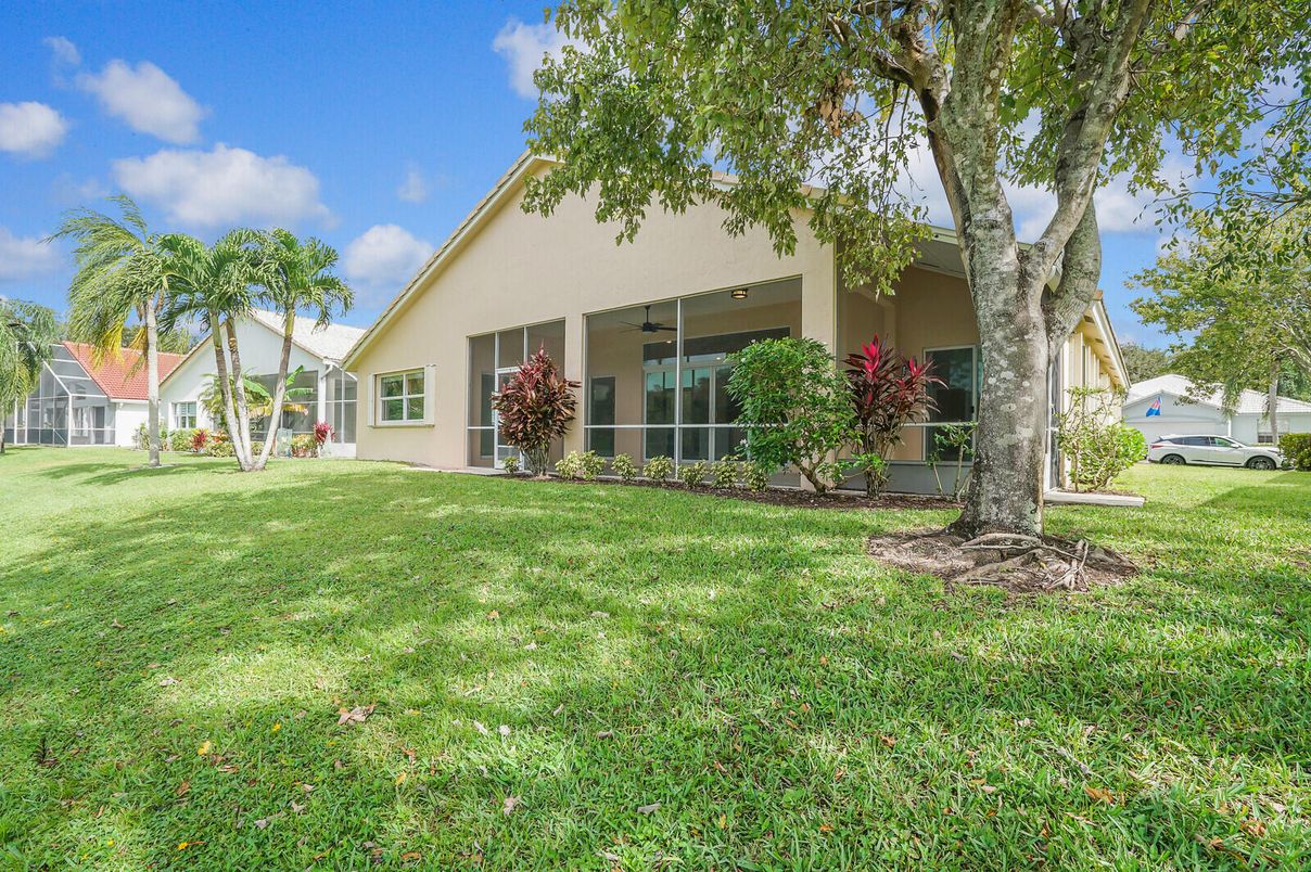 Backyard, Exterior