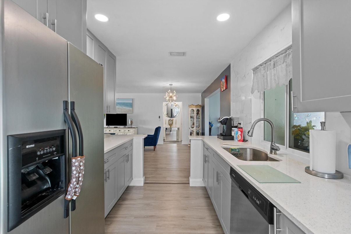 Chandelier, Interior, Kitchen, Recessed Lighting, Wood Texture Flooring