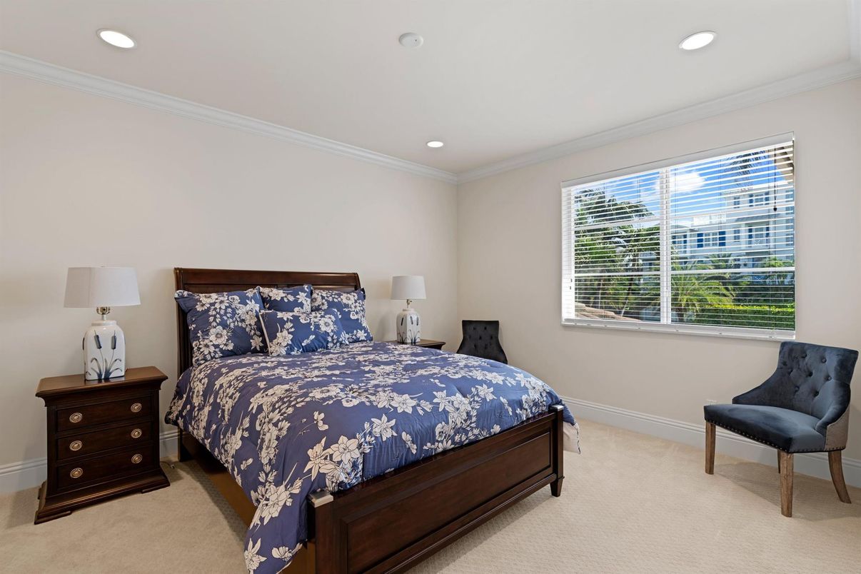 Bedroom, Interior, Recessed Lighting
