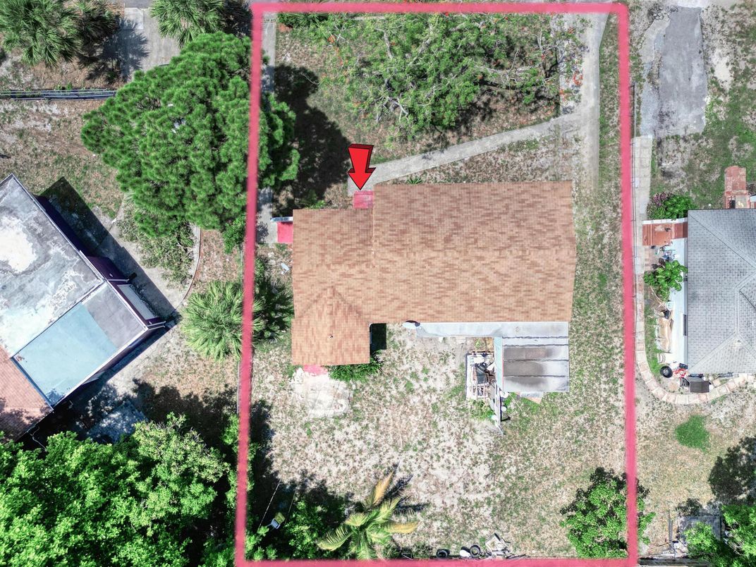 Exterior, Drone