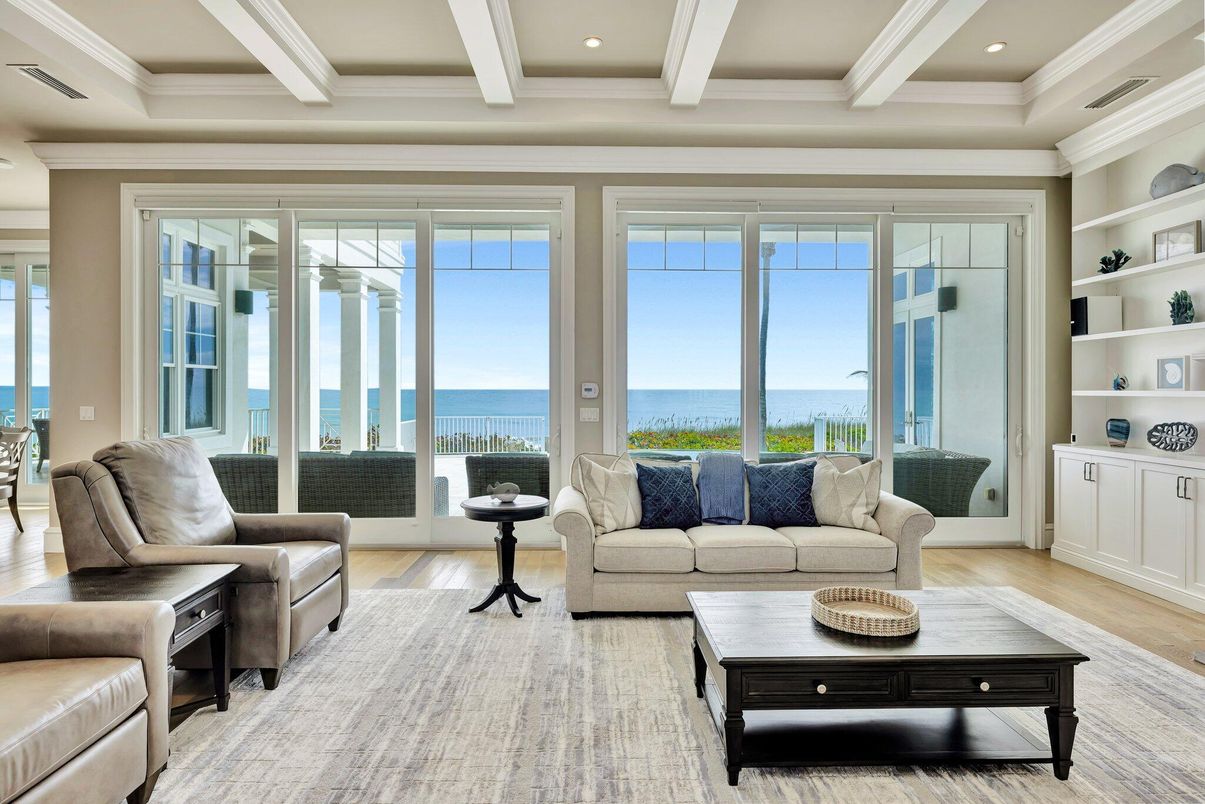 Interior, Living room, Recessed Lighting, Water, Wood Texture Flooring