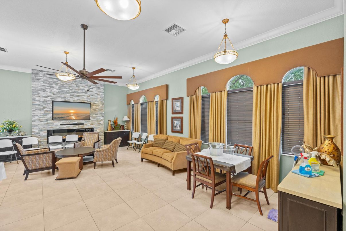 Dining room, Interior, Living room, Pendant Lights, Stone Walls
