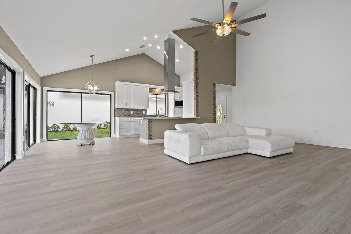 Interior, Kitchen, Pendant Lights, Recessed Lighting, Wood Texture Flooring