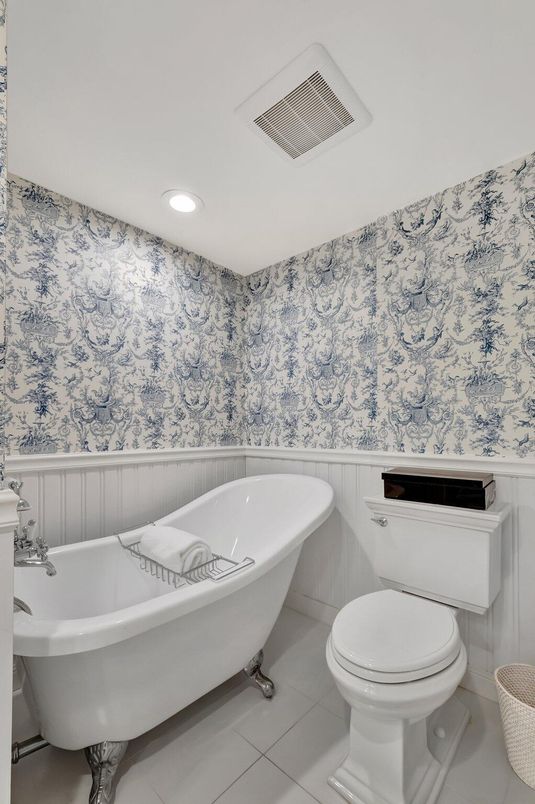 Bathroom, Free Standing Baths, Interior, Recessed Lighting