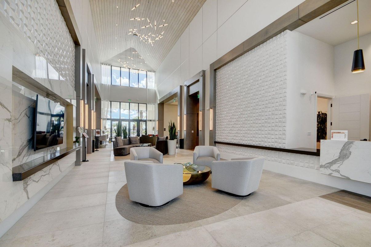 Interior, Living room, Pendant Lights, Recessed Lighting