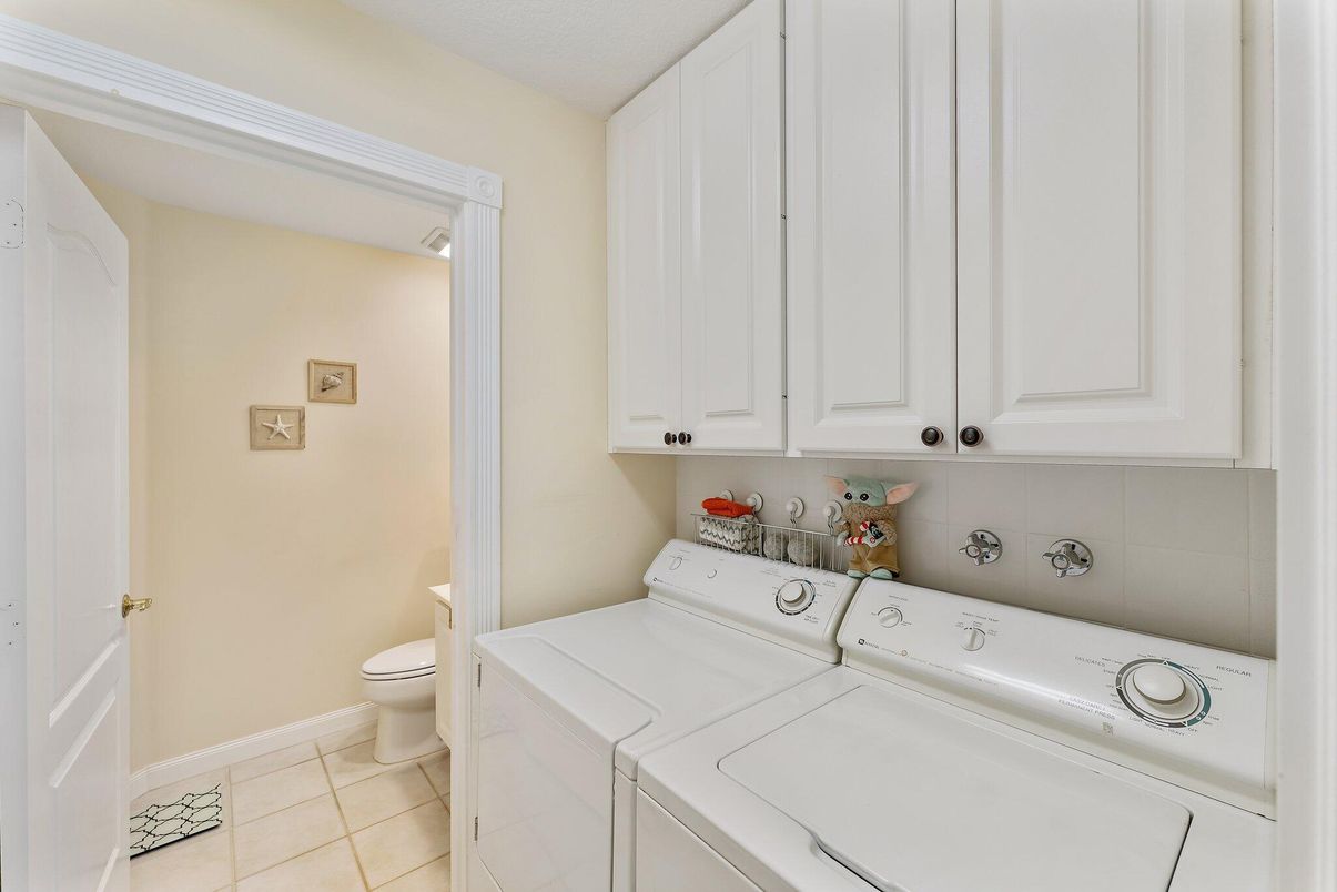 Interior, Washer