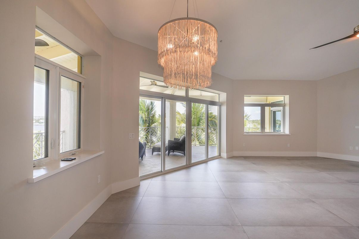 Chandelier, Empty room, Interior