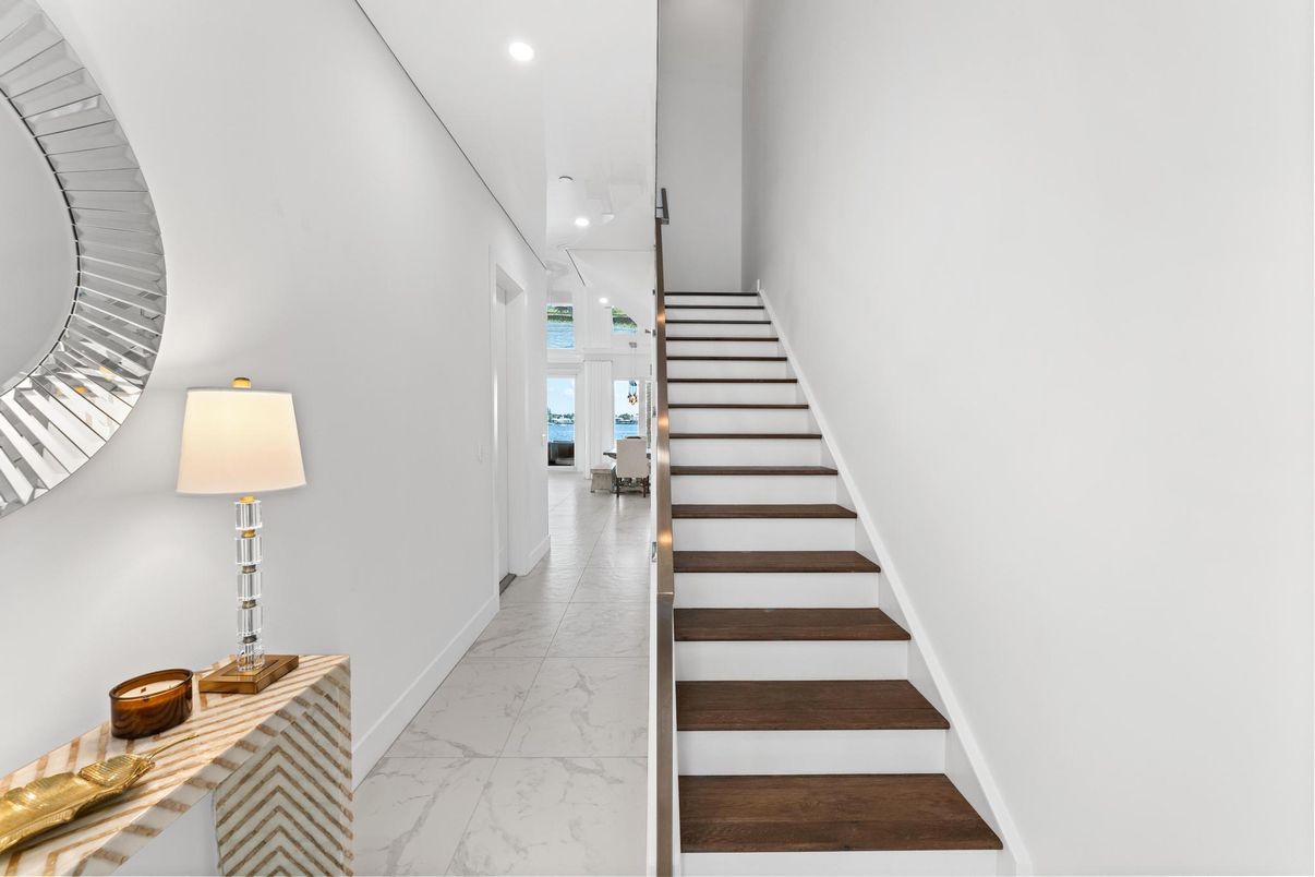 Interior, Marble, Recessed Lighting