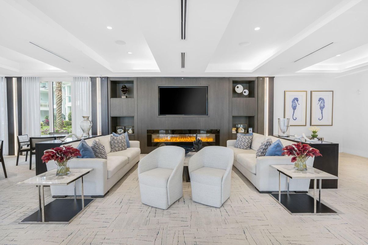 Fireplace, Interior, Living room, Recessed Lighting