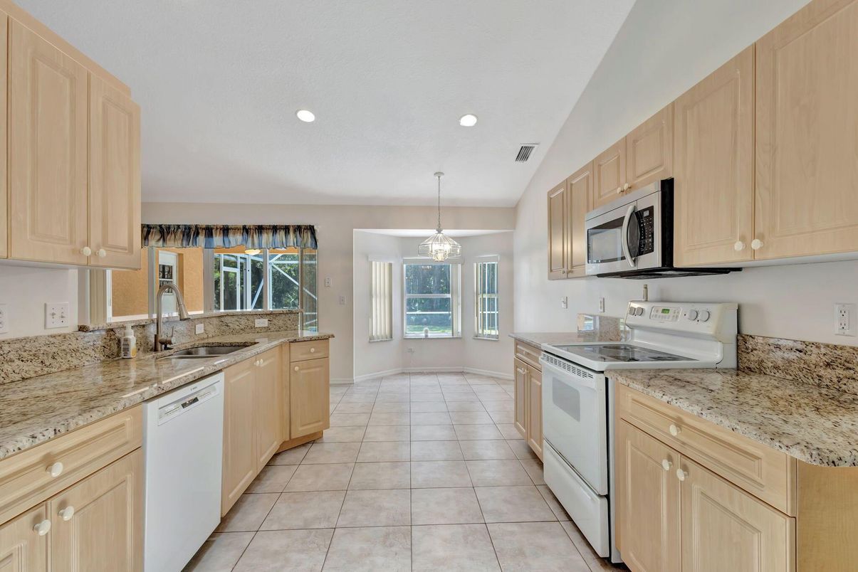 Interior, Kitchen, Pendant Lights, Recessed Lighting