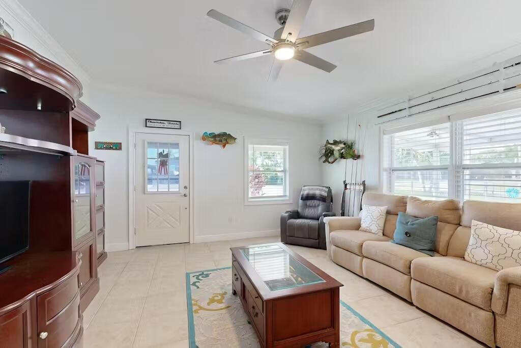 Interior, Living room