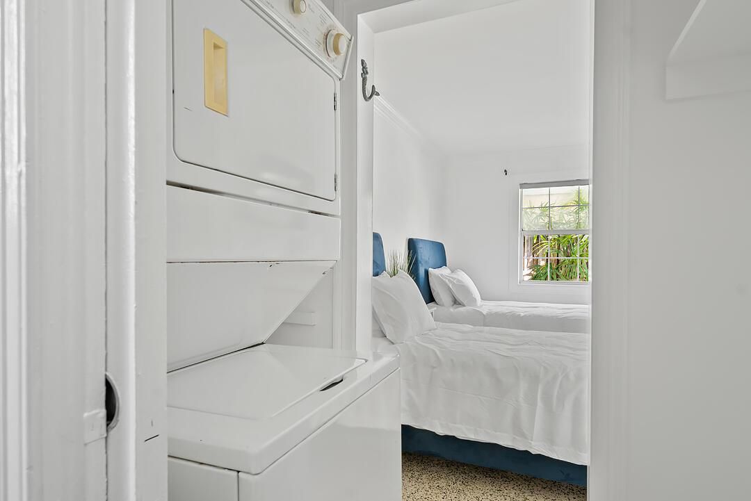 Bedroom, Interior, Utility Closets, Washer