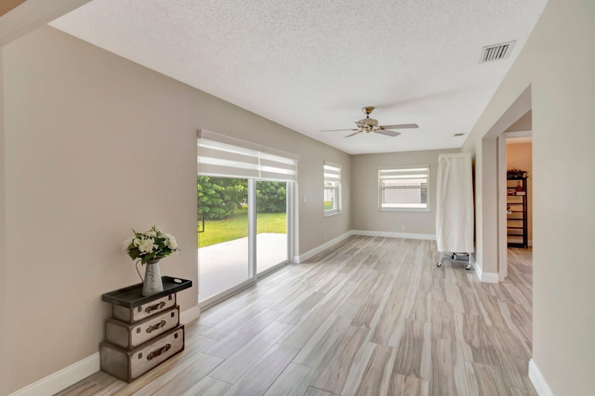 Empty room, Interior, Wood Texture Flooring