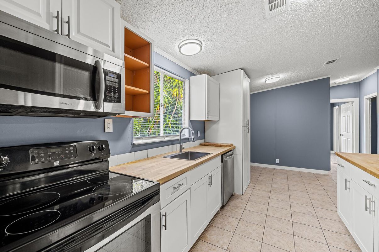 Interior, Kitchen, Stainless Steel Appliances