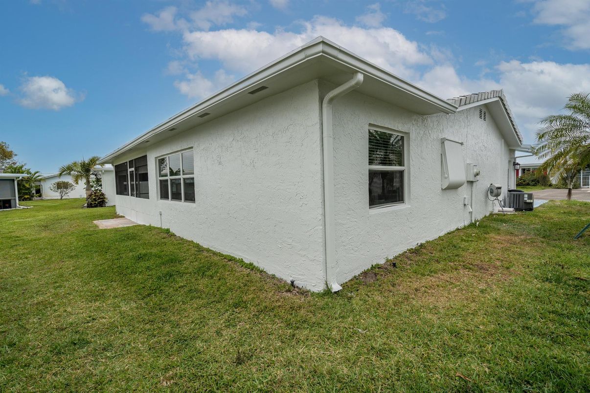 Backyard, Exterior