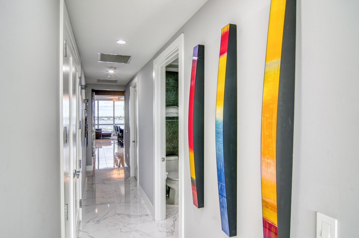 Interior, Marble, Recessed Lighting