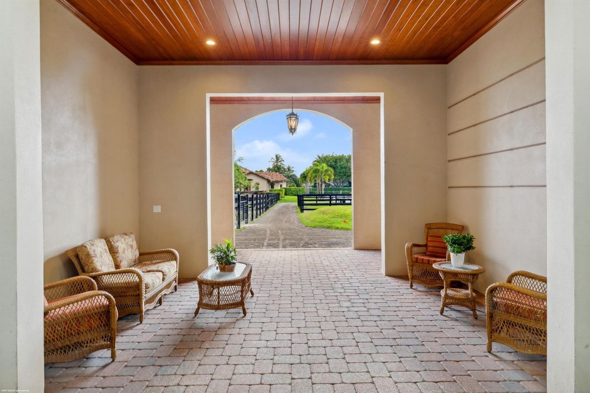 Exterior, Recessed Lighting