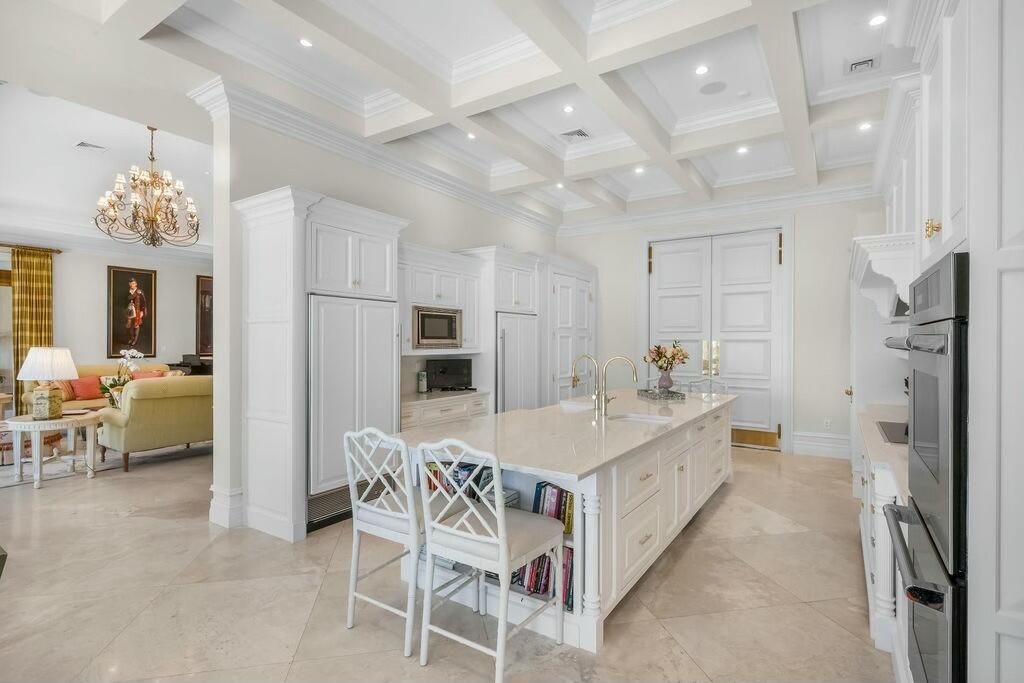 Chandelier, Interior, Kitchen, Living room, Recessed Lighting, Stainless Steel Appliances