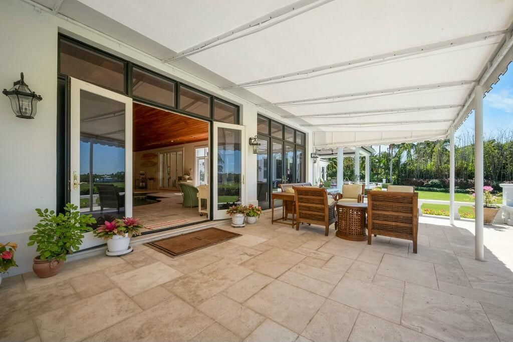 Exterior, Sun Room