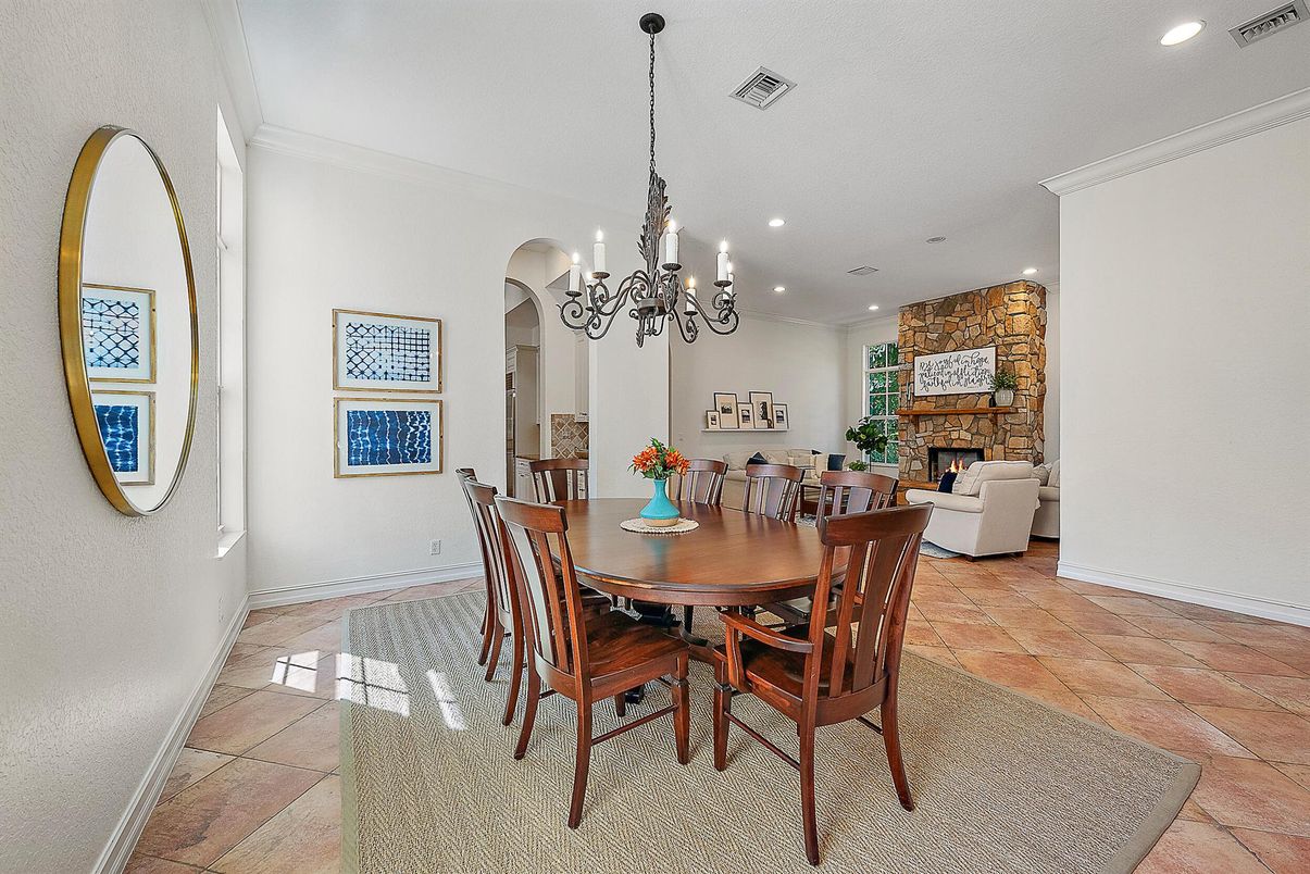 Chandelier, Dining room, Fireplace, Interior, Recessed Lighting