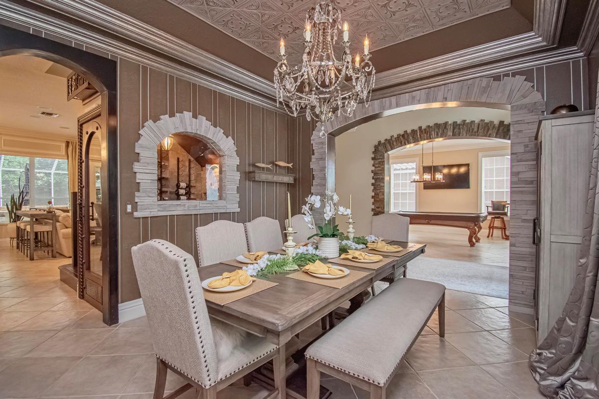 Chandelier, Dining room, Interior